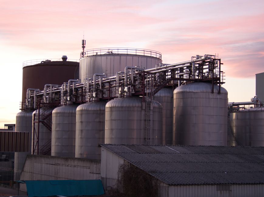 Reactors and reaction systems in the yard